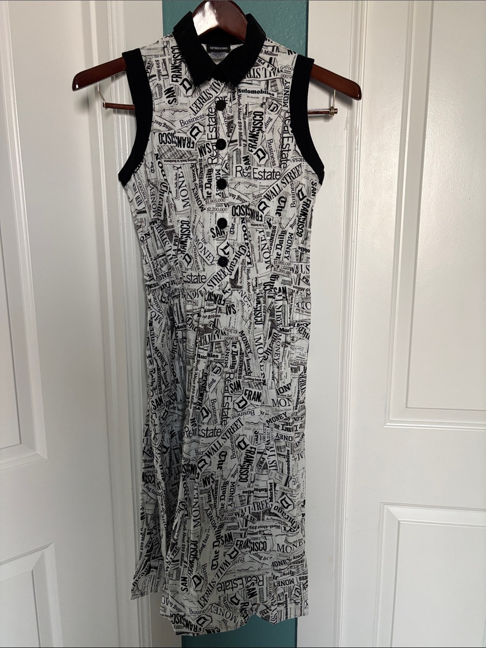 Retrolicious Black & White Newspaper-Print Sleeveless Shirt Dress